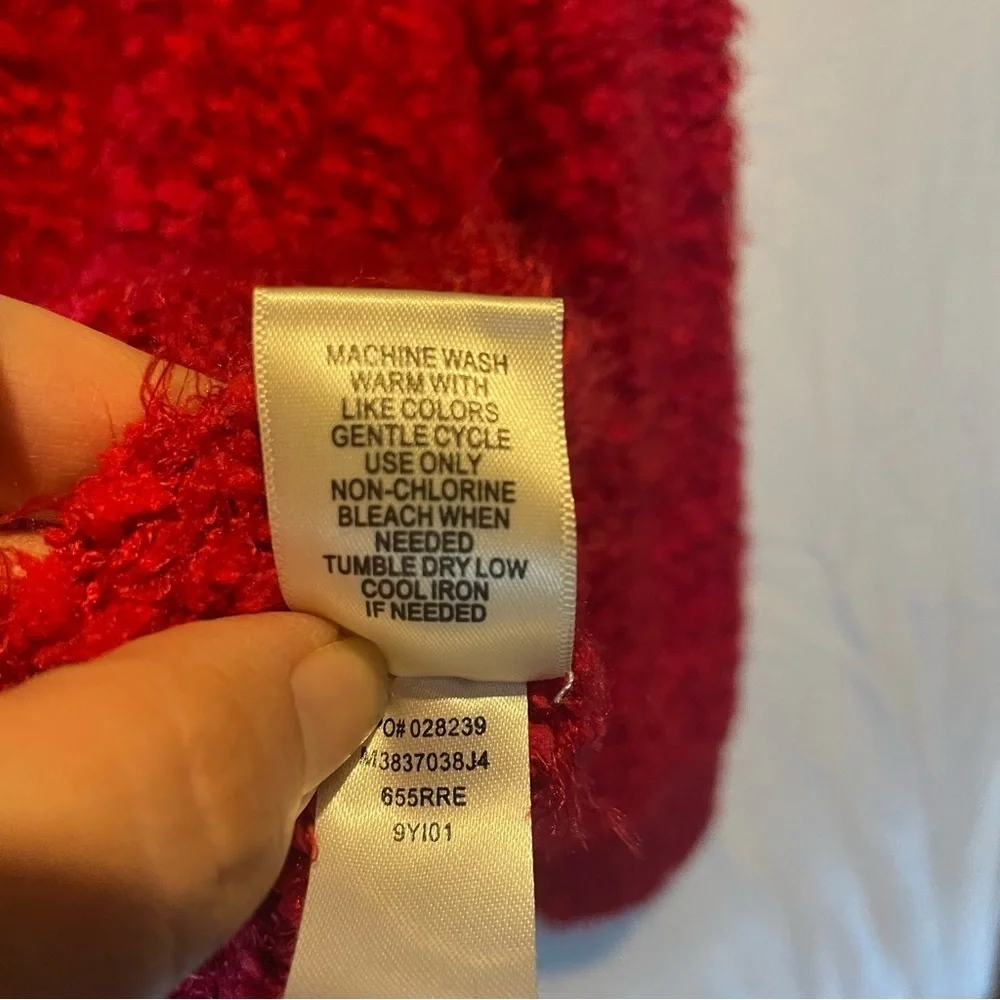 JohnPaulRichard XXL Women’s Red Sweater